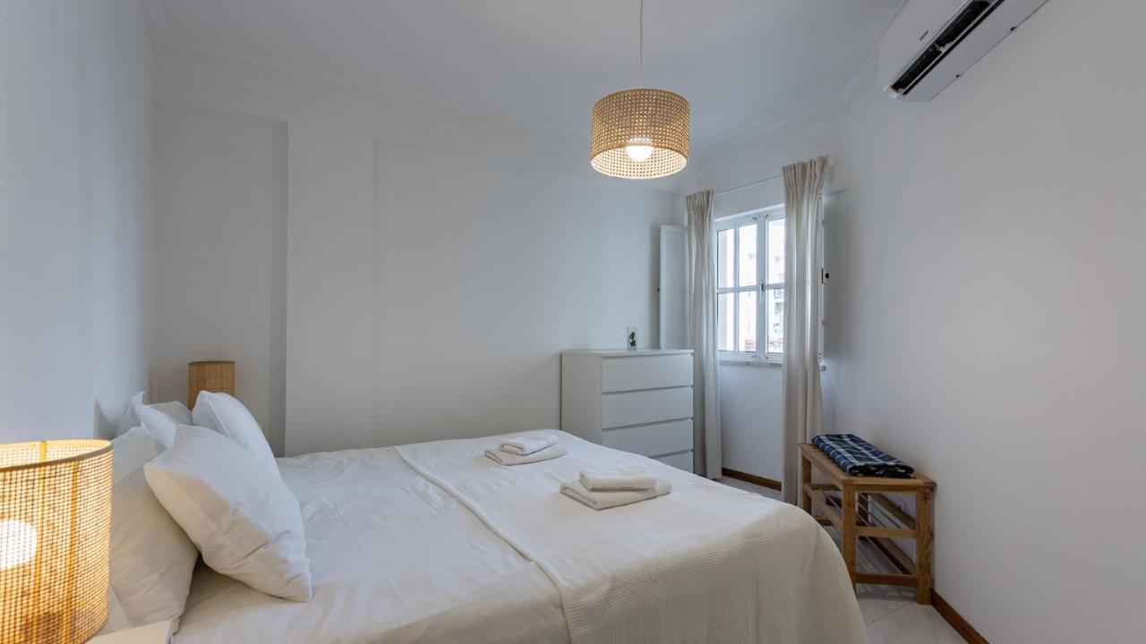 Bright 1Bdr Apartment W/Balcony By Lovelystay Vila Real de Santo António Exteriör bild