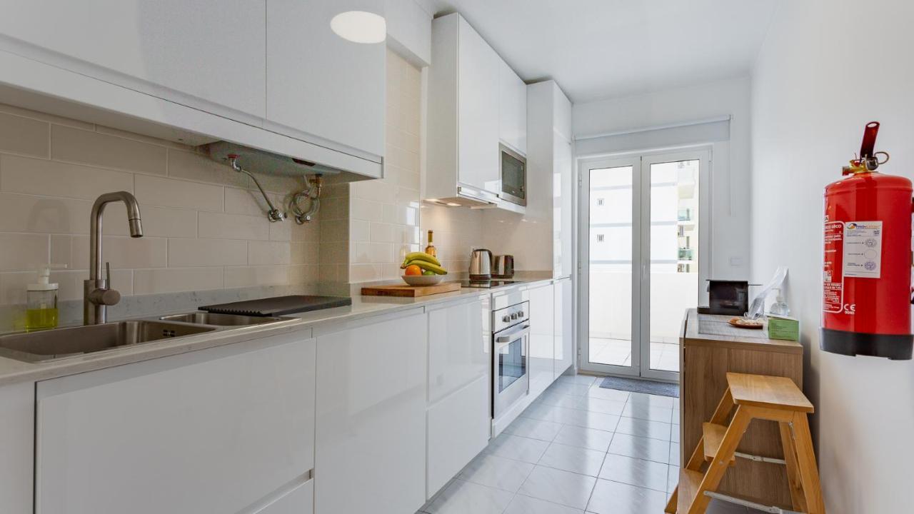 Bright 1Bdr Apartment W/Balcony By Lovelystay Vila Real de Santo António Exteriör bild